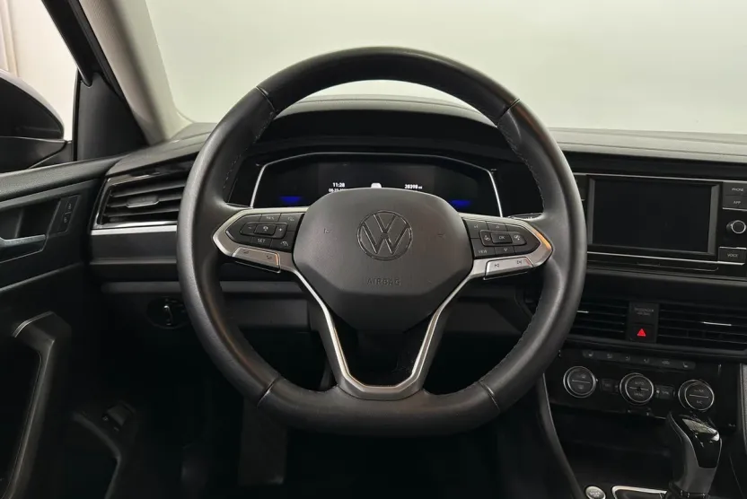 2024 Volkswagen Jetta 1.5T SE photo 1