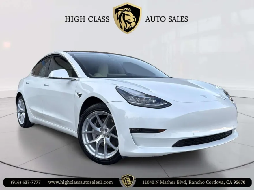 2018 Tesla Model 3 photo 1