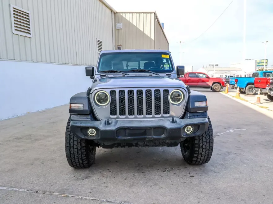 2020 Jeep Gladiator Sport S photo 1