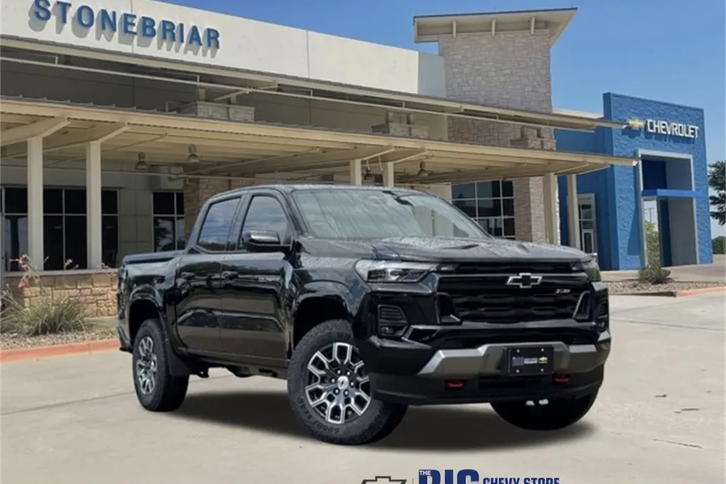 2026 Chevrolet Colorado Z71 photo 1