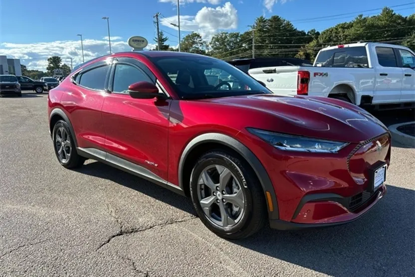 2021 Ford Mustang Mach-E Select photo 1