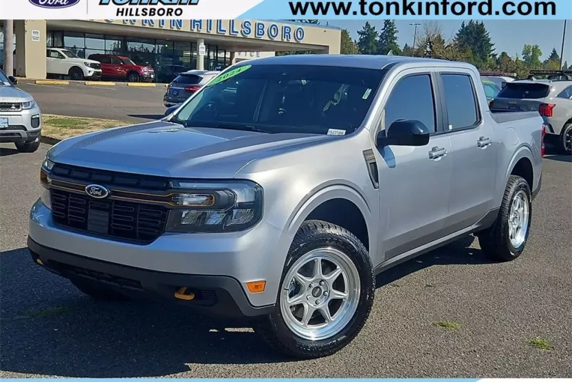 2024 Ford Maverick Lariat Tremor photo 1