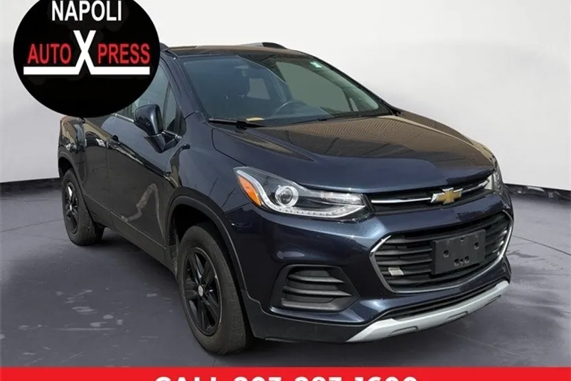 2018 Chevrolet Trax LT photo 1