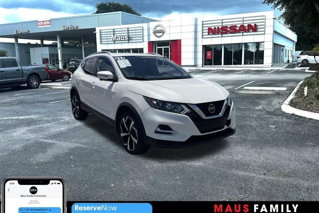 2022 Nissan Rogue Sport SL photo 1