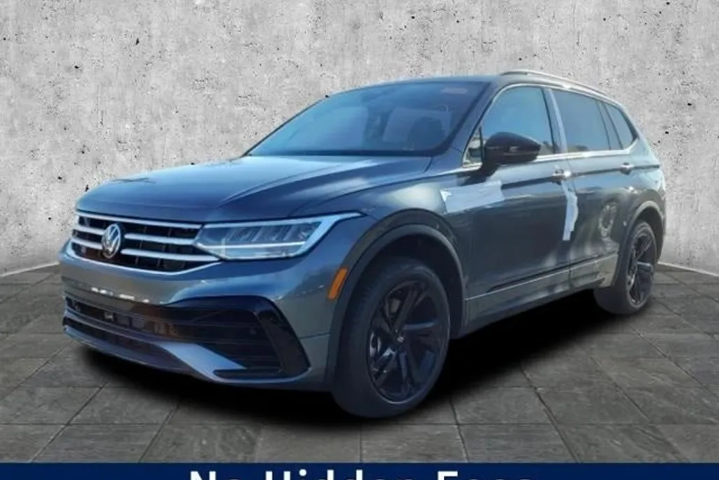 2024 Volkswagen Tiguan SE R-Line Black photo 1