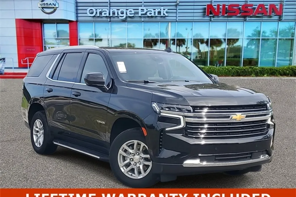 2023 Chevrolet Tahoe LT photo 1