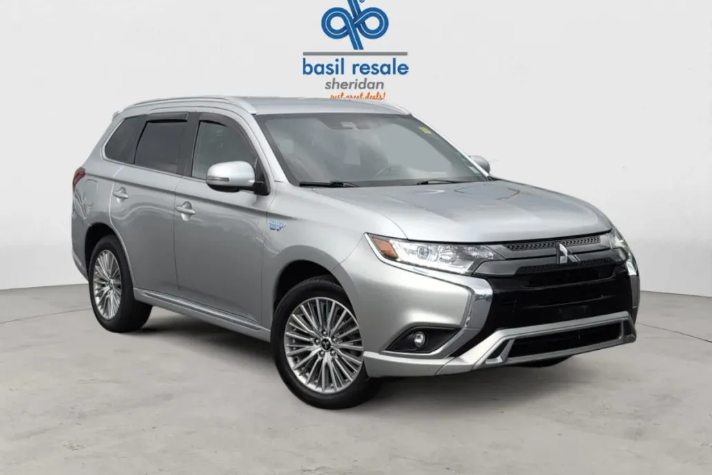 2022 Mitsubishi Outlander SEL S-AWC photo 1