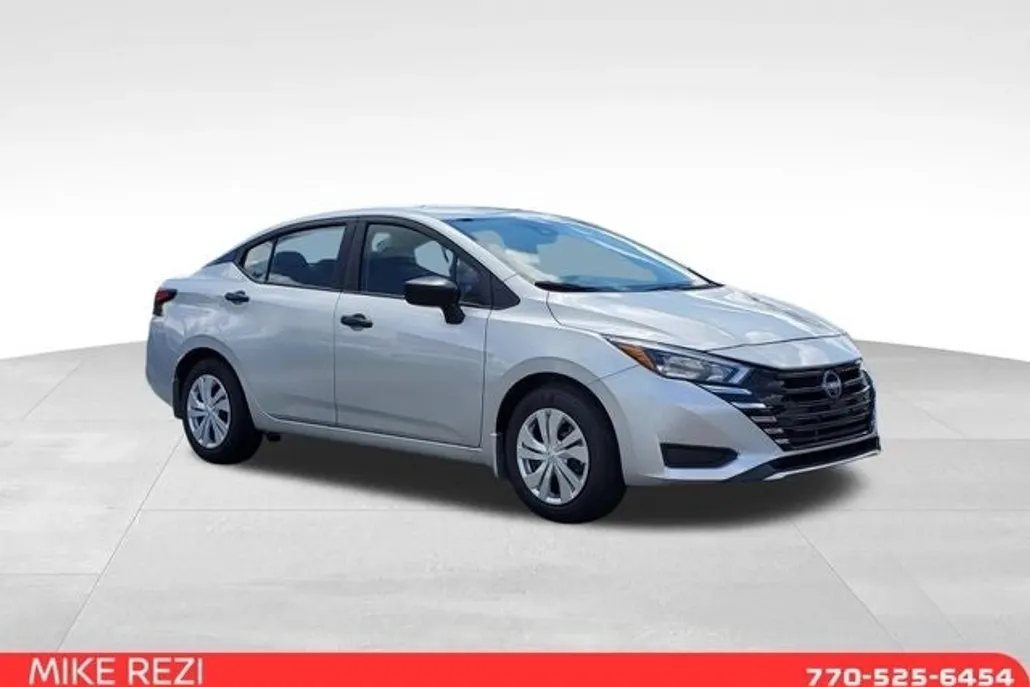 2025 Nissan Versa 1.6 S photo 1