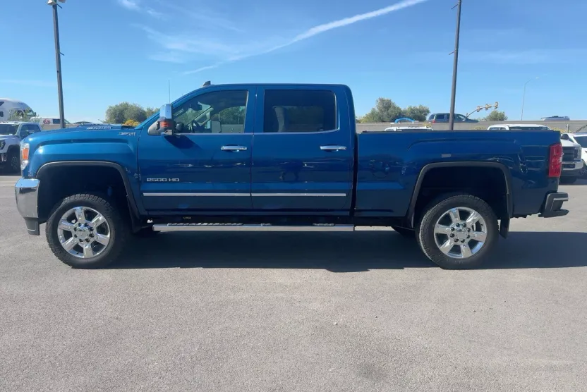 2018 Gmc Sierra 2500 HD SLT photo 1