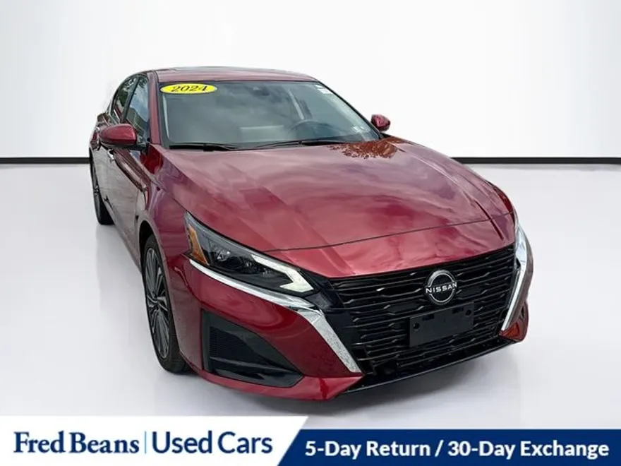 2024 Nissan Altima 2.5 SL photo 1