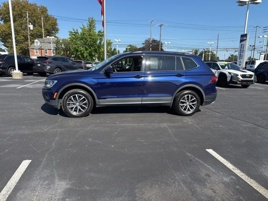 2021 Volkswagen Tiguan S photo 1