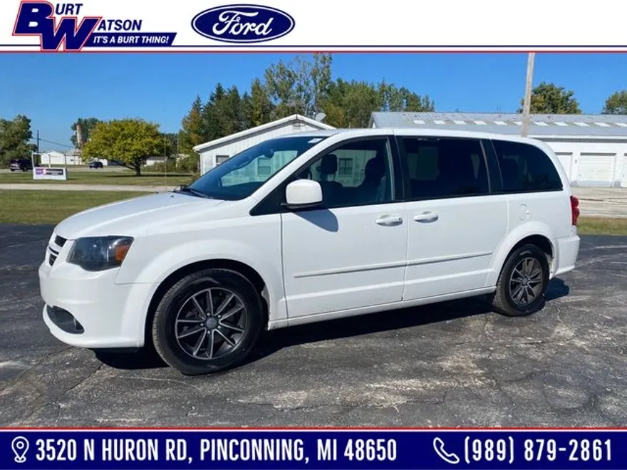 2016 Dodge Grand Caravan R/T photo 1