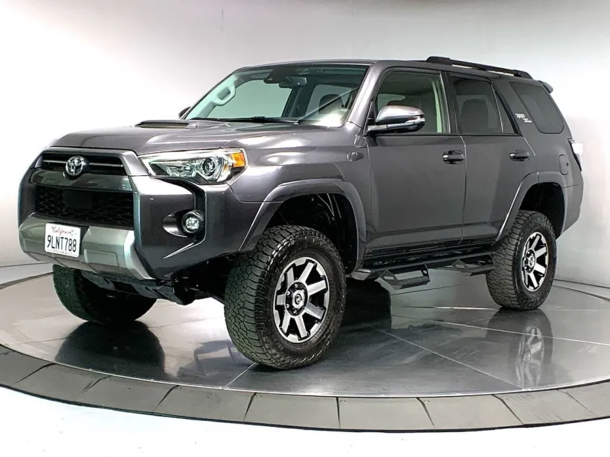 2021 Toyota 4Runner TRD Premium photo 1