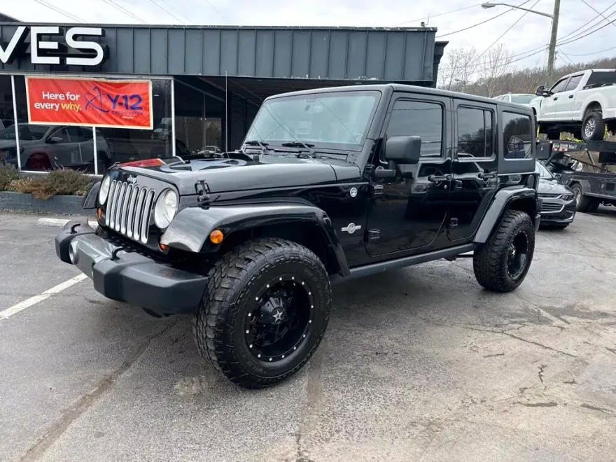 2013 Jeep Wrangler Unlimited Freedom photo 1