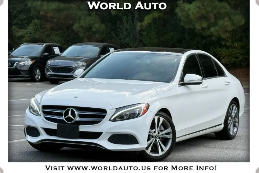 2017 Mercedes Benz C 300 Sedan photo 1