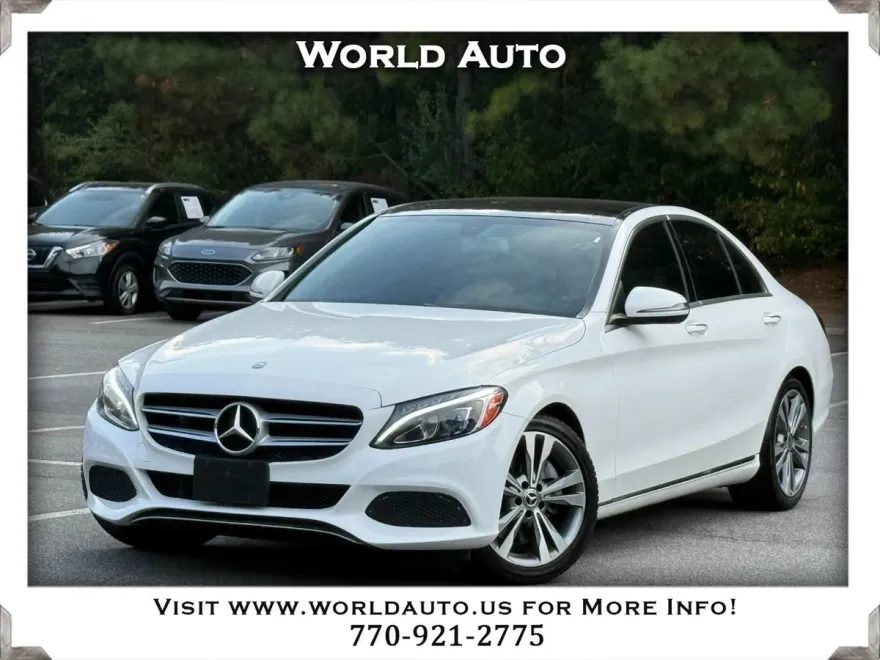 2017 Mercedes Benz C 300 Sedan photo 1