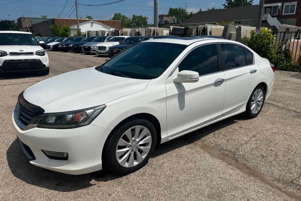 2013 Honda Accord EX-L photo 1