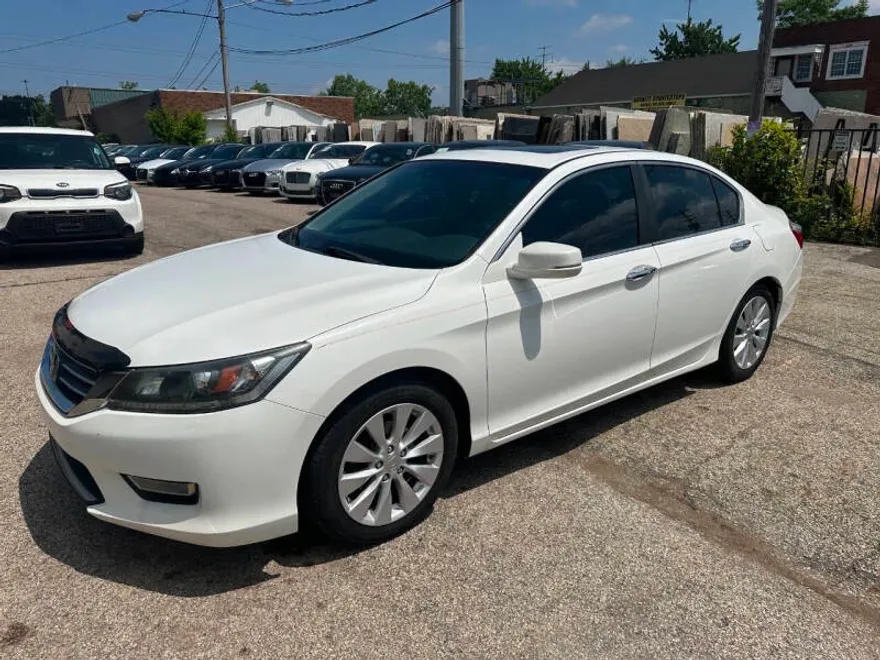 2013 Honda Accord EX-L photo 1