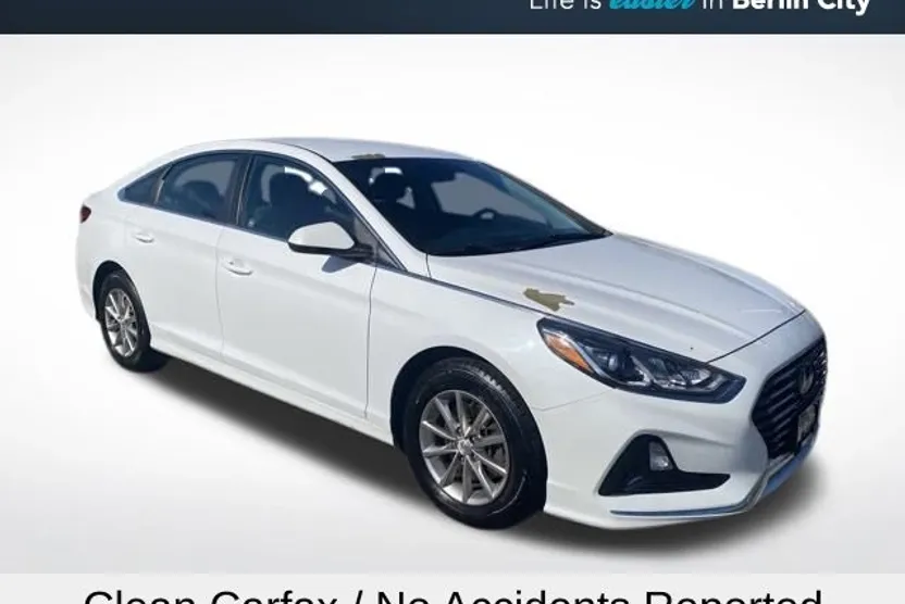 2018 Hyundai Sonata SE photo 1