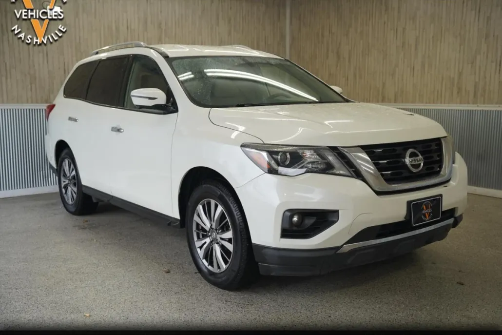 2018 Nissan Pathfinder 4x4 SL photo 1
