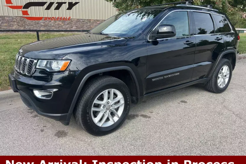 2018 Jeep Grand Cherokee Laredo photo 1