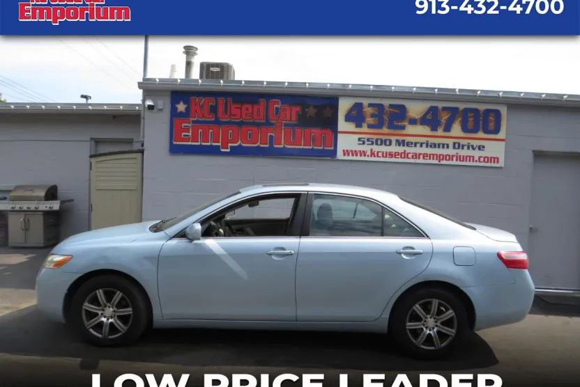 2009 Toyota Camry photo 1