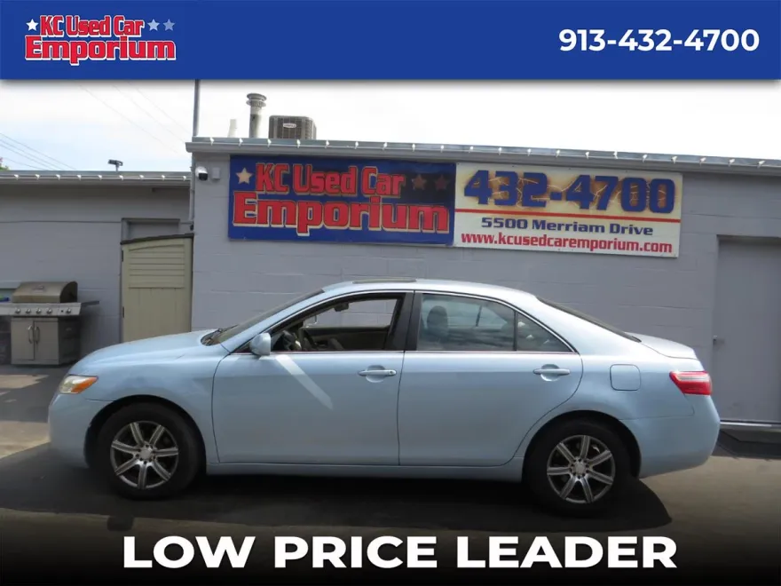 2009 Toyota Camry photo 1