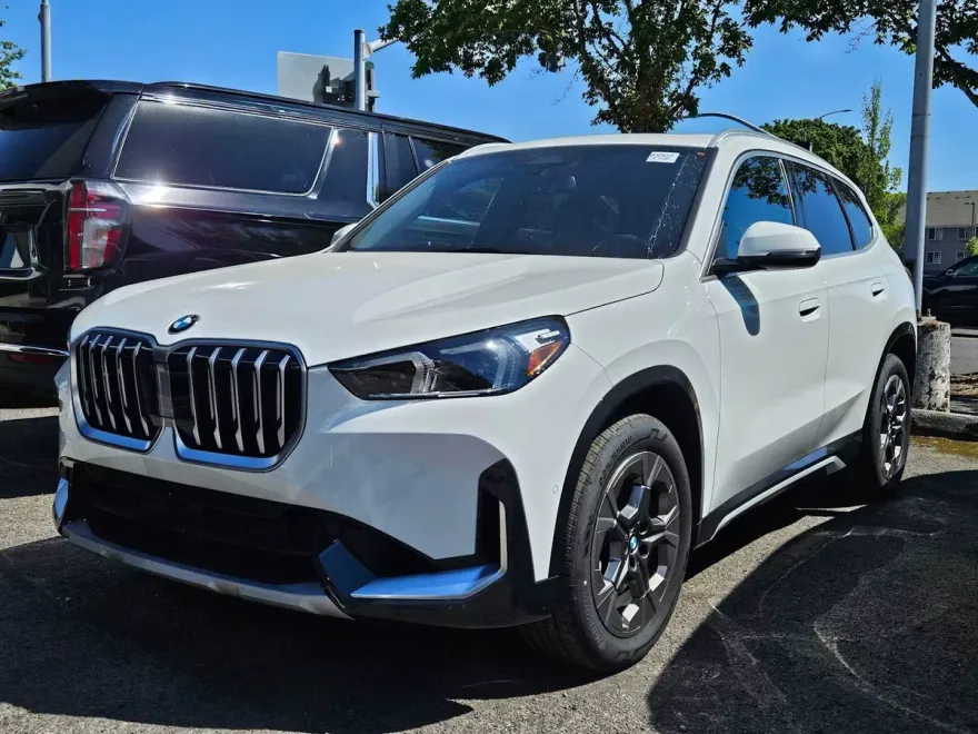 2025 Bmw X1 XDrive28i photo 1