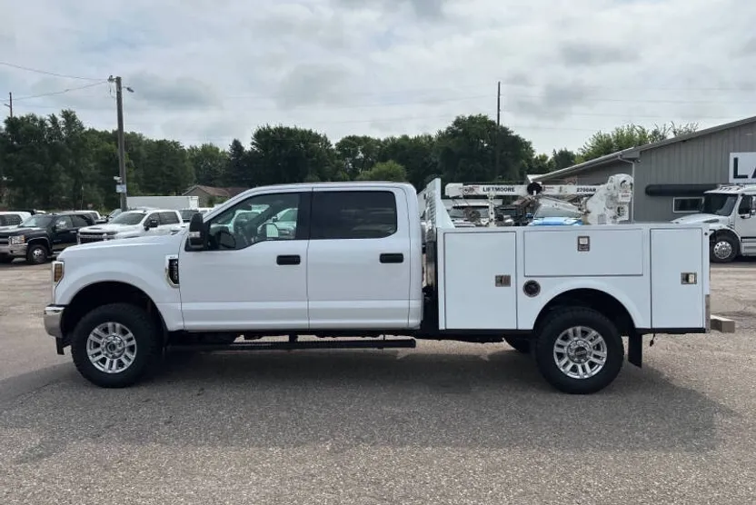 2018 Ford F-350 XLT photo 1