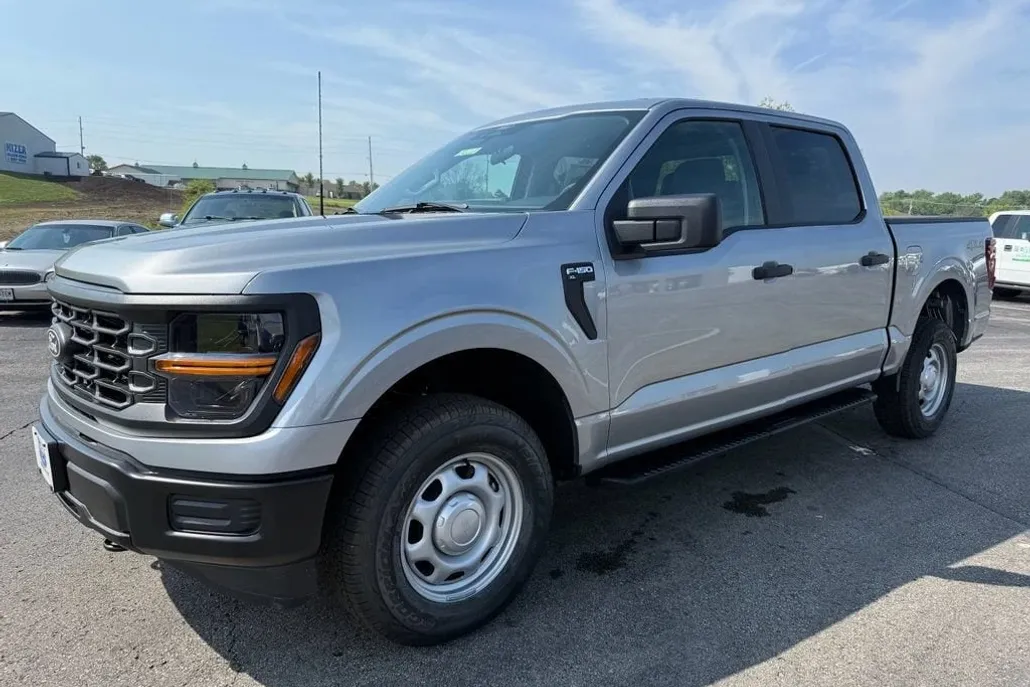 2025 Ford F-150 XL photo 1