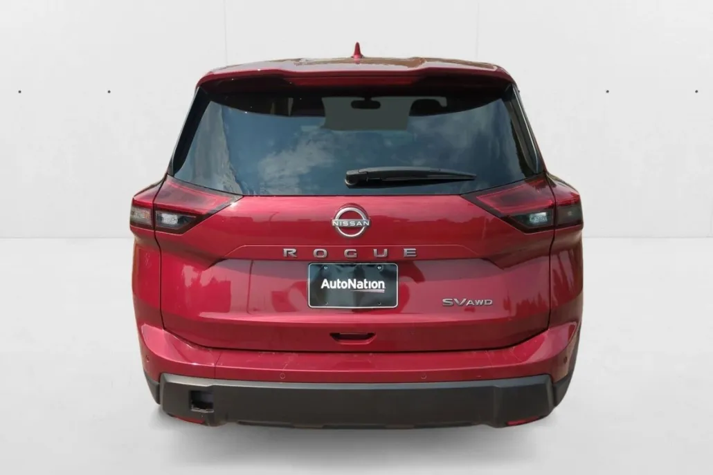 2024 Nissan Rogue SV photo 1
