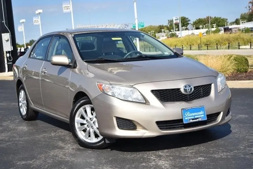 2009 Toyota Corolla XLE photo 1