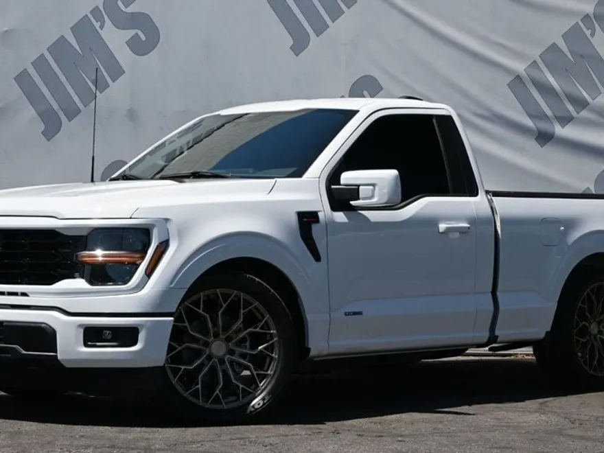 2025 Ford F-150 XL photo 1