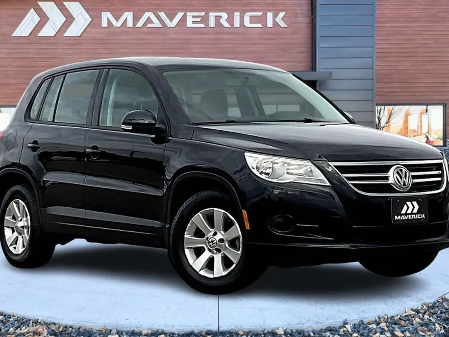 2010 Volkswagen Tiguan S photo 1