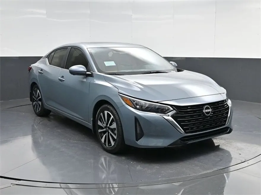 2025 Nissan Sentra SV photo 1