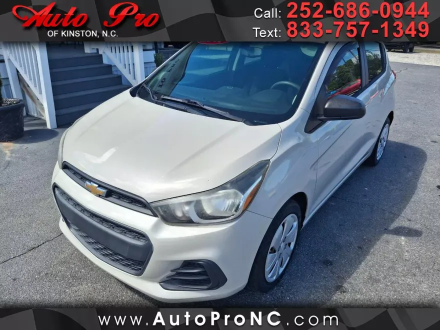 2017 Chevrolet Spark LS photo 1