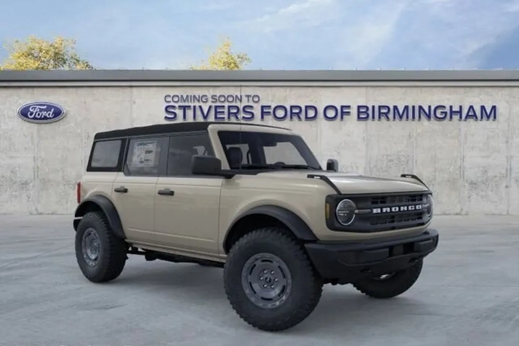 2025 Ford Bronco Base photo 1