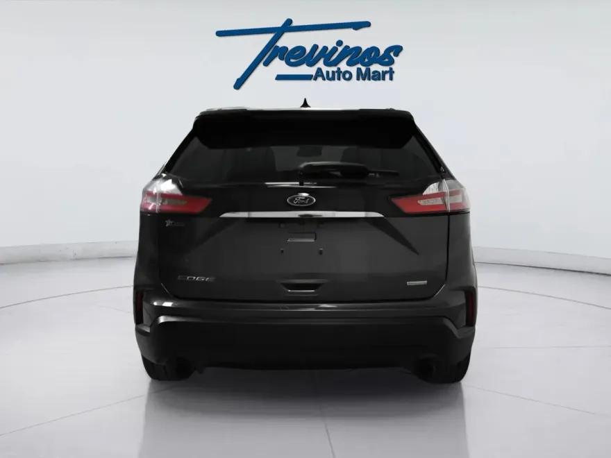 2020 Ford Edge SE photo 1