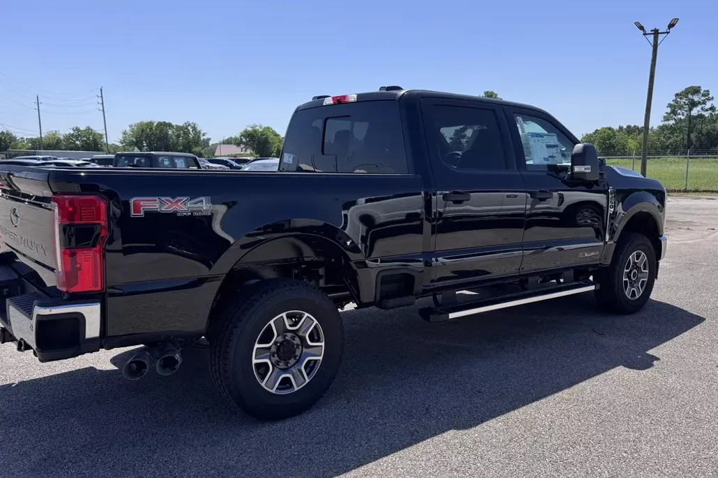 2025 Ford F-250 XLT photo 1