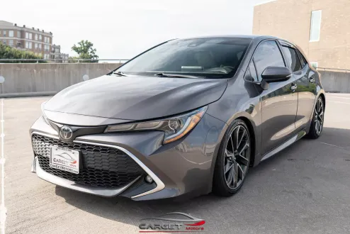 2021 Toyota Corolla XSE photo 3