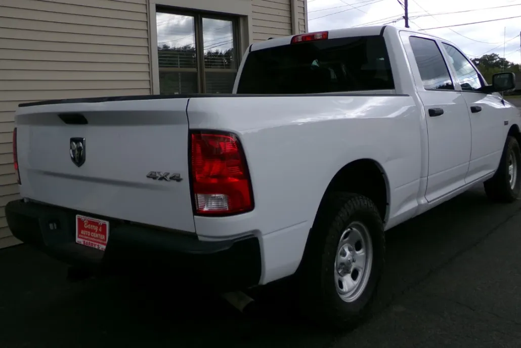 2022 Ram 1500 Tradesman photo 1
