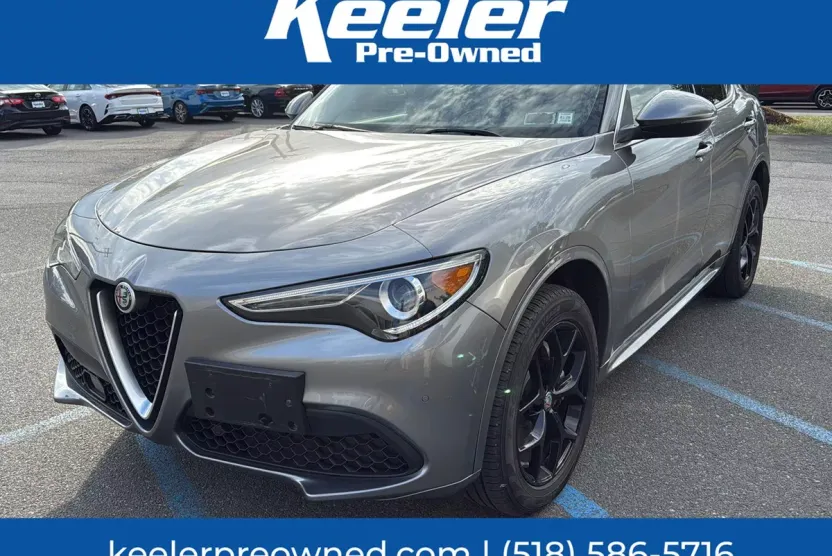 2020 Alfa Romeo Stelvio Ti photo 1