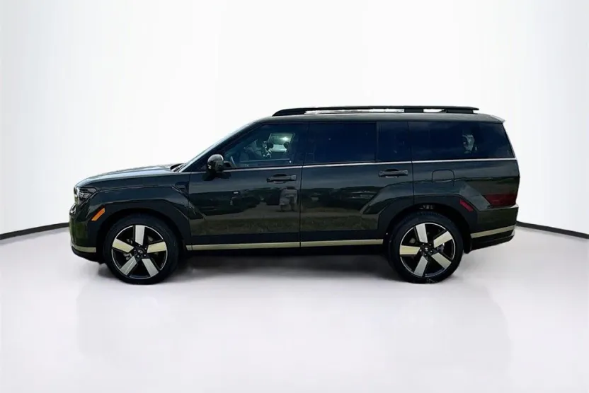 2025 Hyundai Santa Fe Limited photo 1