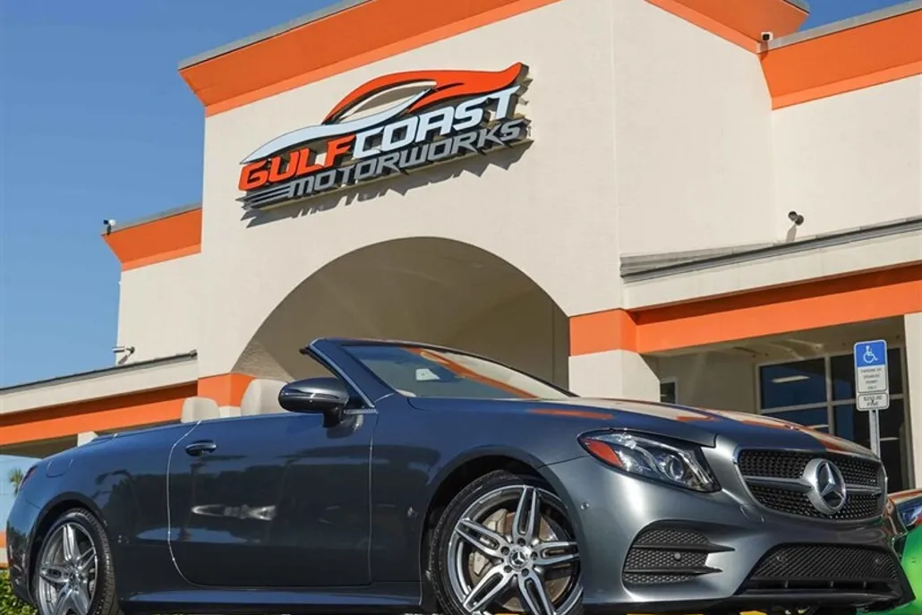 2018 Mercedes Benz E 400 photo 1