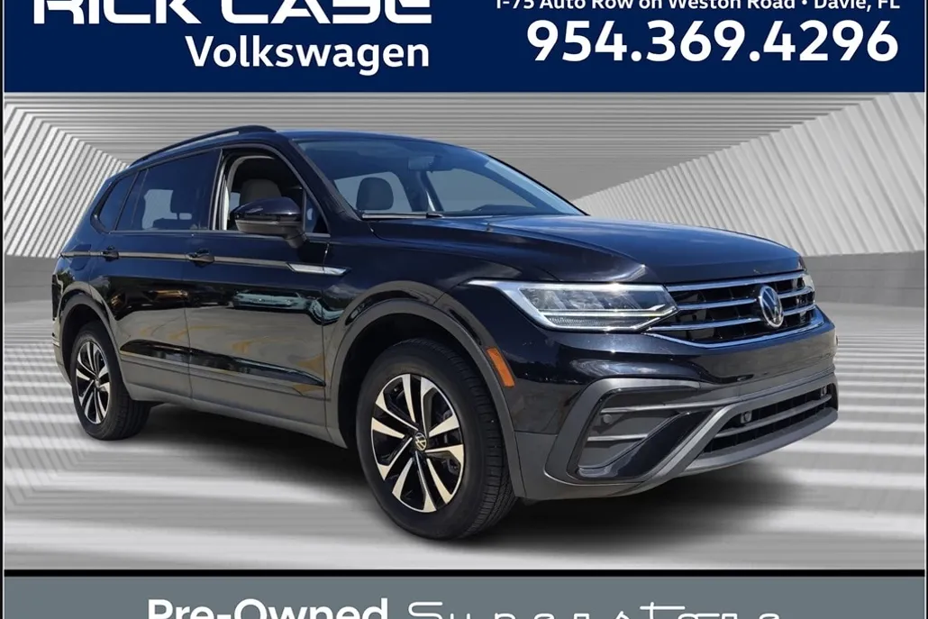 2022 Volkswagen Tiguan S photo 1