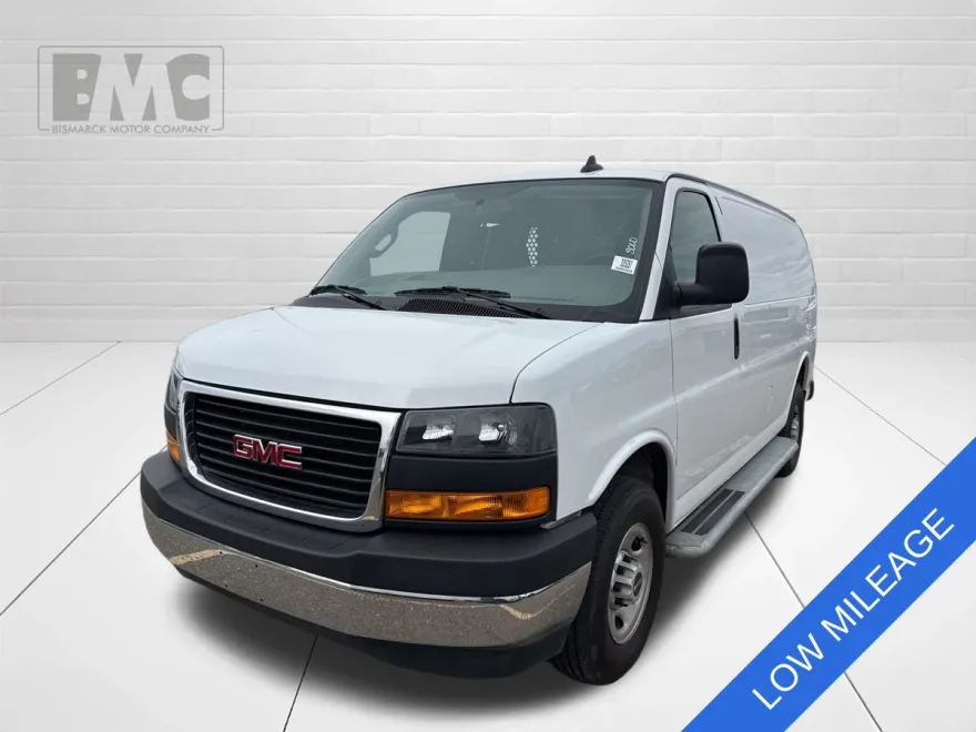 2023 Gmc Savana 2500 Cargo photo 1