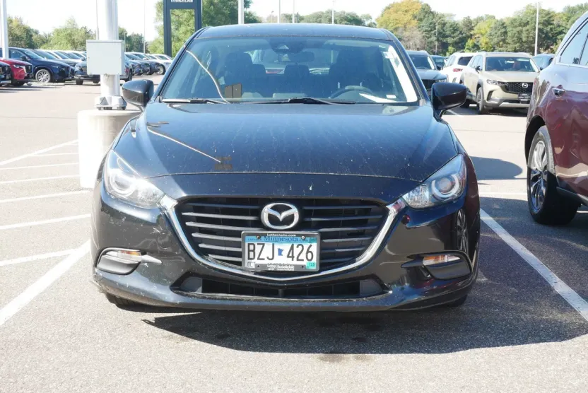 2018 Mazda Mazda3 Sport photo 1