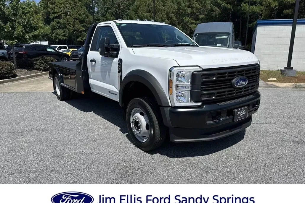 2024 Ford F-550 XL photo 1