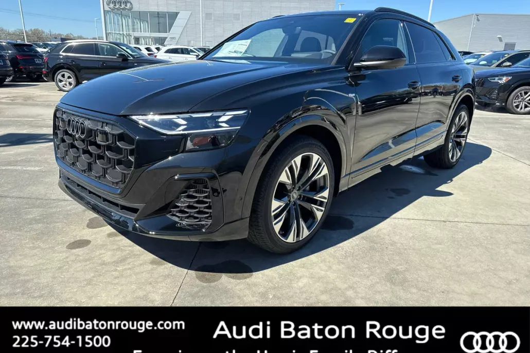 2025 Audi Q8 55 Prestige photo 1