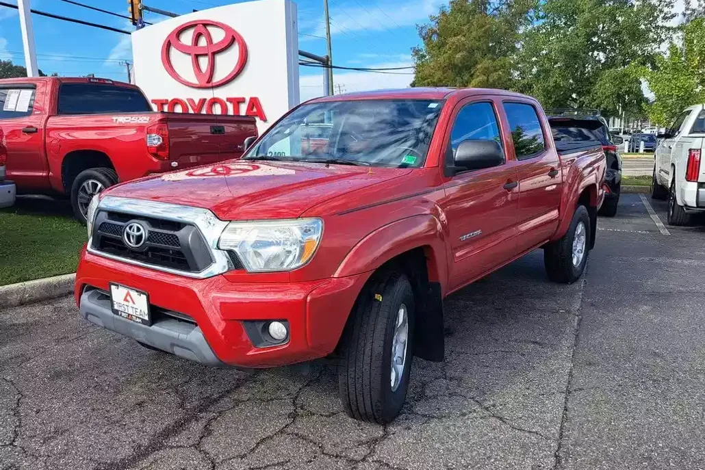 2015 Toyota Tacoma Base photo 1